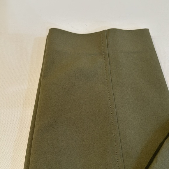 MNG 8 dress pants green khaki front and back pockets - Picture 4 of 9